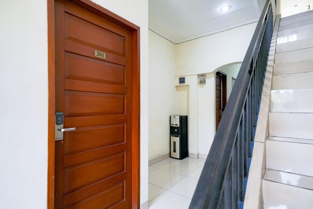 Hotel Reddoorz At Buah Batu 5 Bandung Zewnętrze zdjęcie
