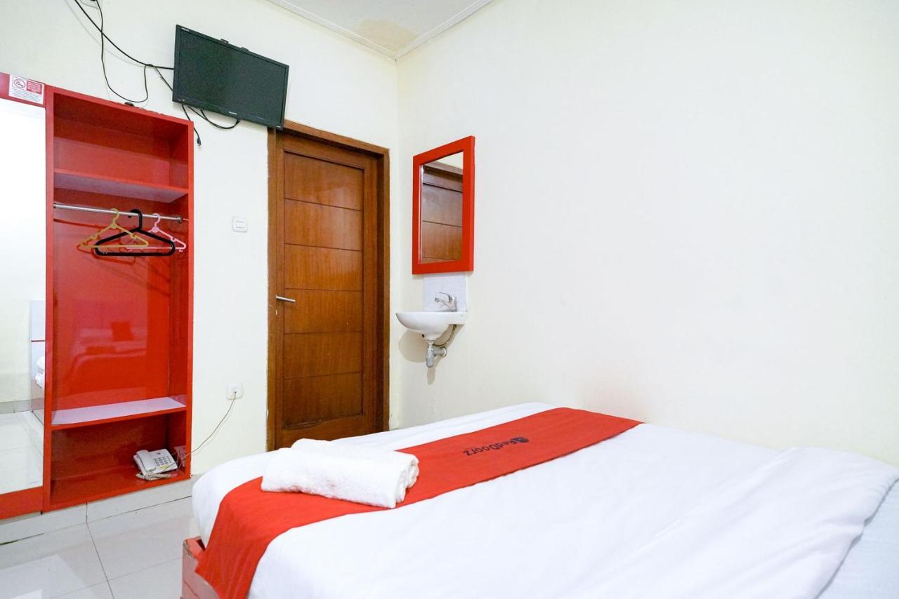 Hotel Reddoorz At Buah Batu 5 Bandung Zewnętrze zdjęcie